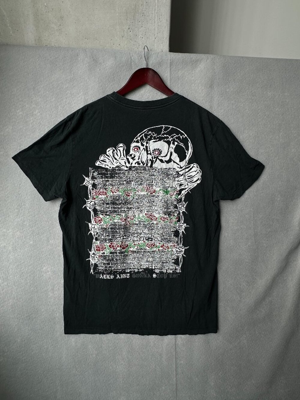 AllSaints T Shirt Mens M Black Oversized Skull Skeleton Roses Graphic Tee